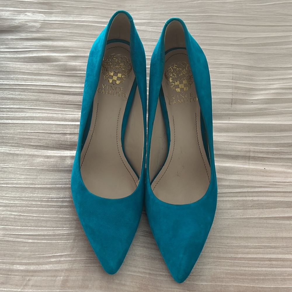 Vince Camuto pumps - Picture 2 of 9